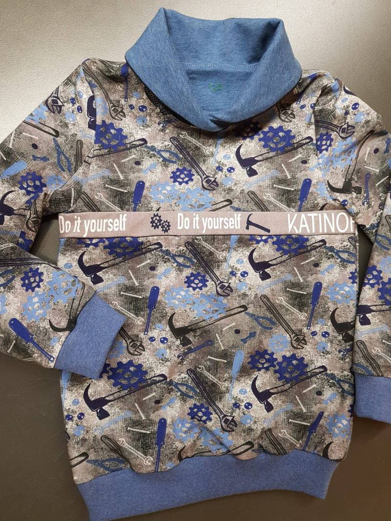Sweatshirt Mit Werkzeugen Größe 128 von MichasHobby