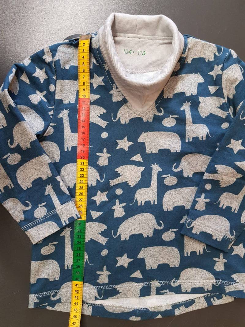 Sweatshirt Wildtiere Größe 104/110 Für Jungs von MichasHobby
