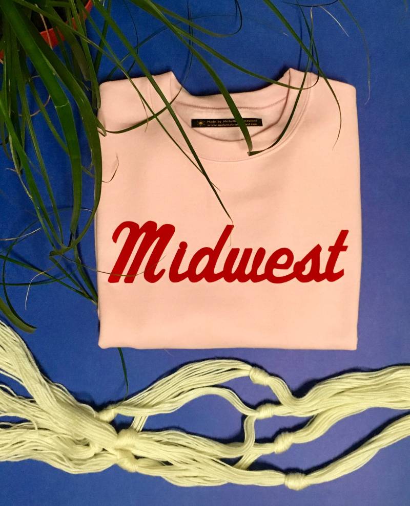 Midwest Unisex Flock Sweatshirt - Pinke Edition von MichelleBrusegaard
