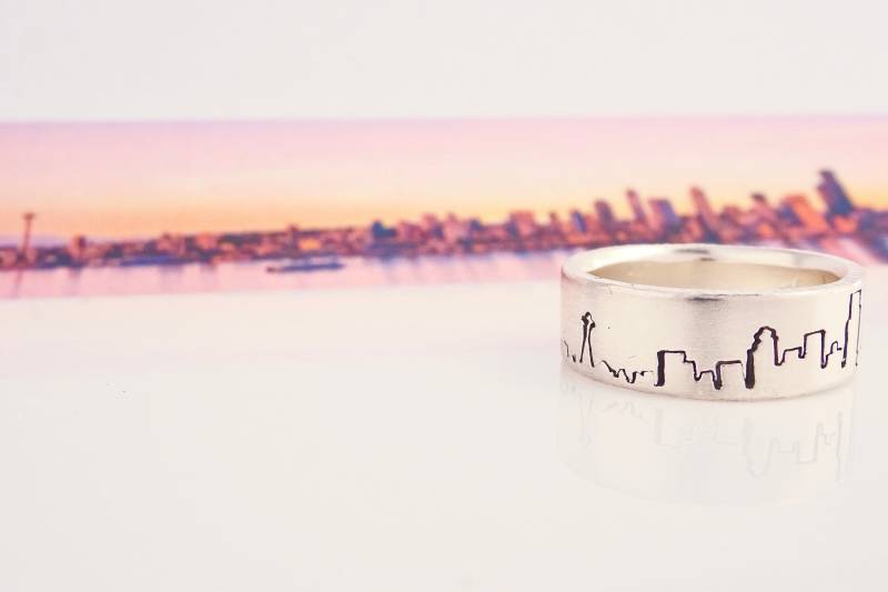 Handgemachter Ring Verschont Und Bezaubert Durch Ihre Individuelle Stadtansicht von MichelleLenaeJewelry