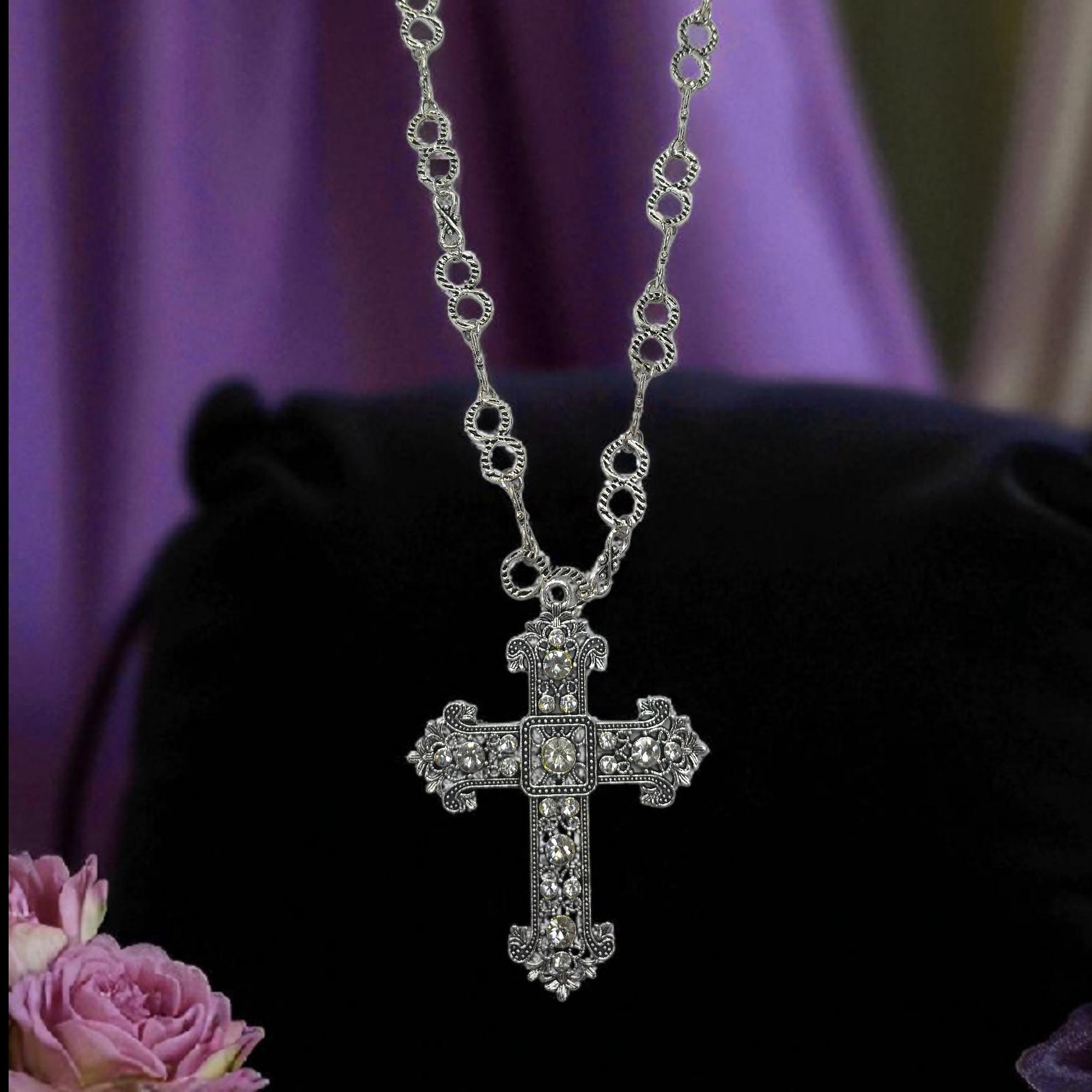 Kristall Kreuz Anhänger Halskette - Lange Religiöse Silber Kette von MichelleMarieBoutiqu