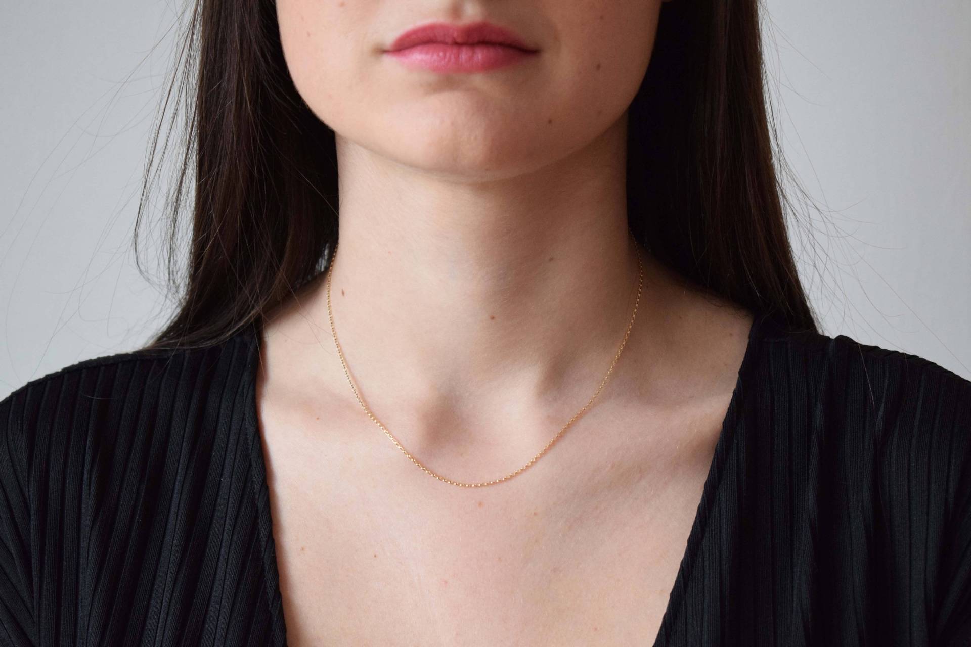 Gold Rolo Kette Halskette, Dezente Zarte Schlichte Alltagskette Für Frauen | 14K Filled von MichenoJewelry