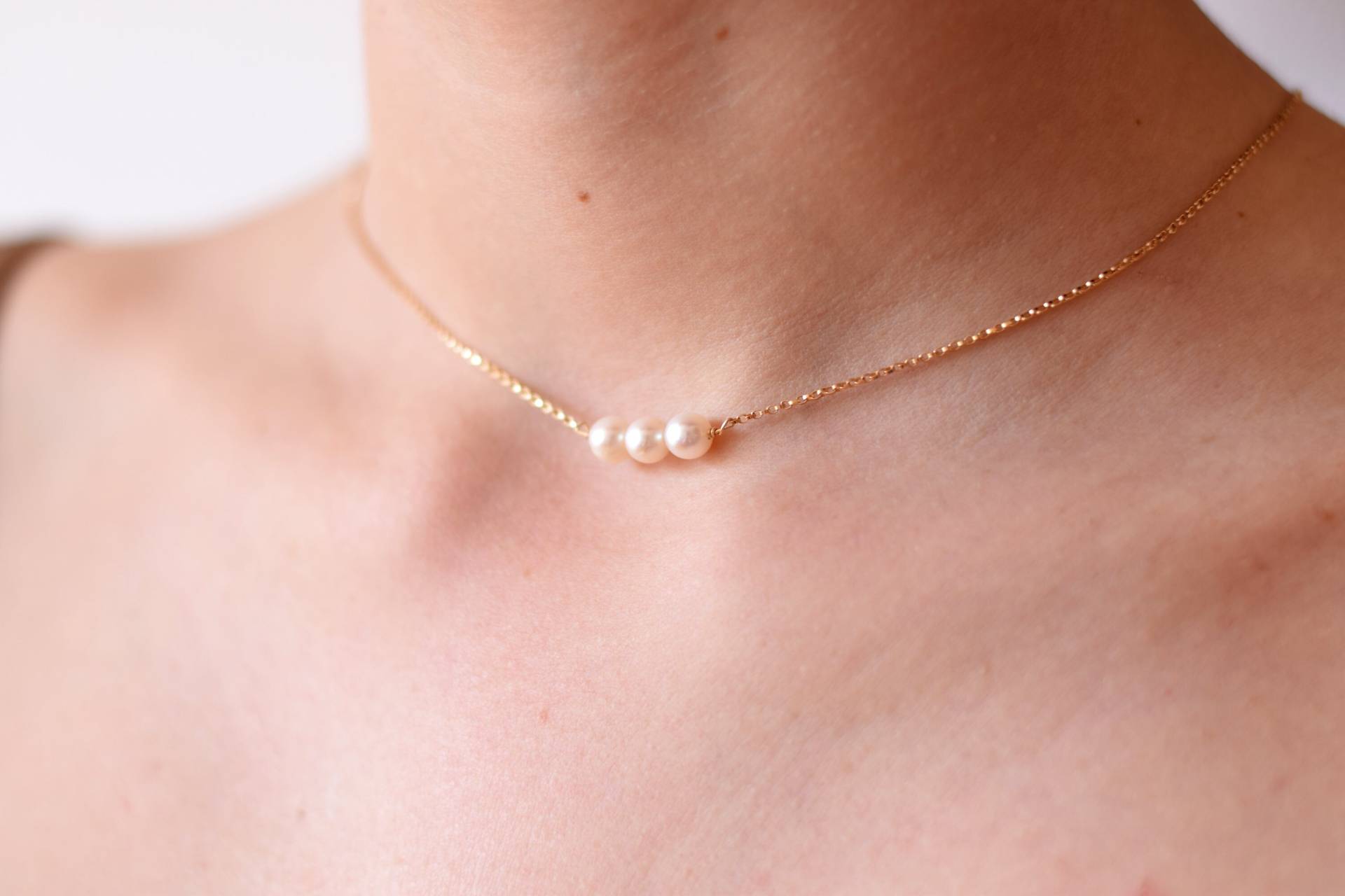 Süßwasser Perlen Halskette, Elegante Drei Hochzeit Halskette | 14K Goldgefüllt von MichenoJewelry