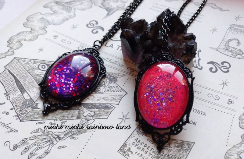 Letzte Magical Tales Gothic Halskette - Schwarze Geschenkbox Inklusive von MichiMichiRainbow
