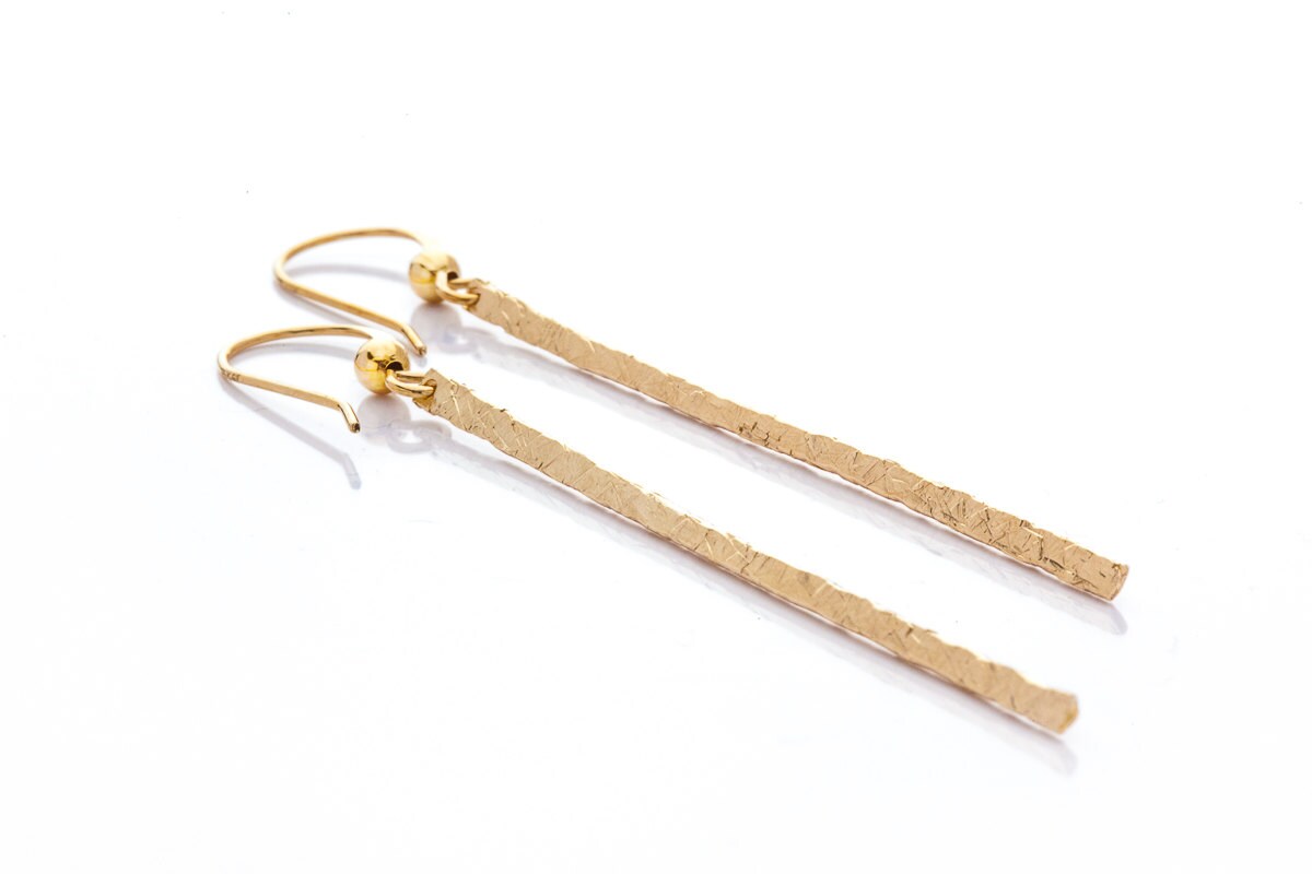 Handgemachte Gold Filled Bar Tropfen Ohrringe Handgemachte Gold Filled Bar Tropfen Ohrringe von MichiyoArai