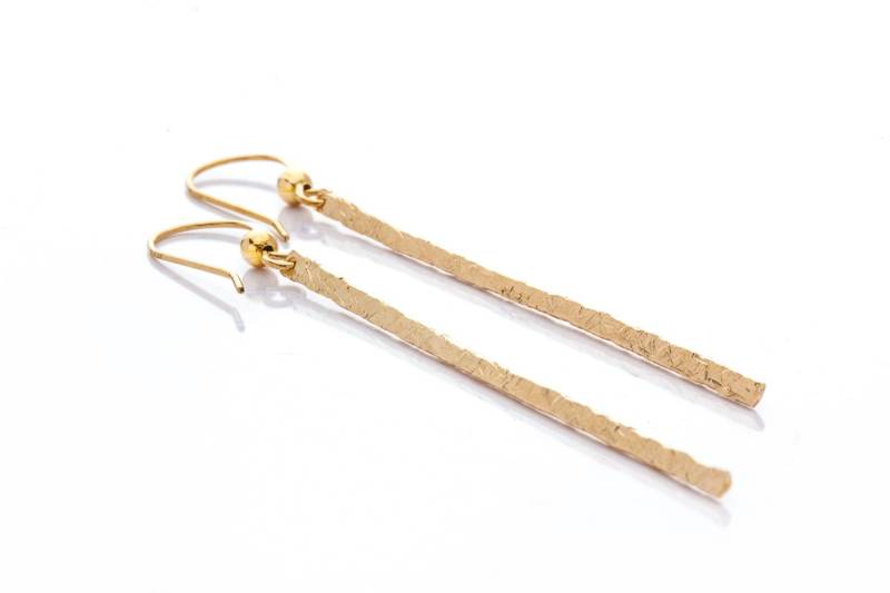 Handgemachte Gold Filled Bar Tropfen Ohrringe Handgemachte Gold Filled Bar Tropfen Ohrringe von MichiyoArai
