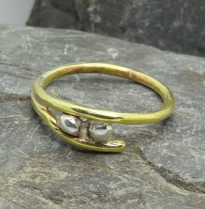 Euron Ring Handmade Silber Mit 2 Goldkugeln Gefasst von MidasTouchJewels
