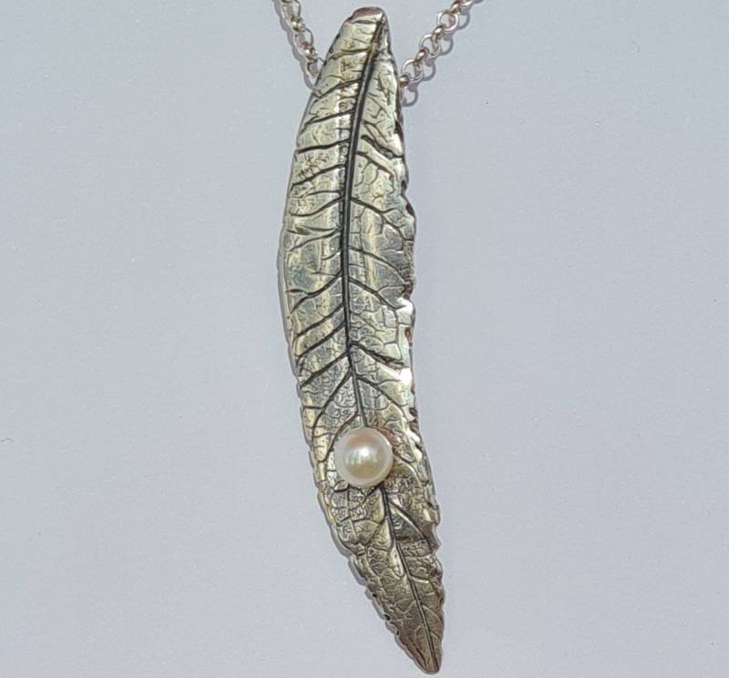 Silber Budlea Blatt Anhänger von MidasTouchJewels