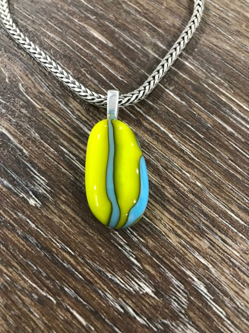 Gelb & Aqua Blau Geschmolzene Glas Anhänger, Einzigartige Geschenke, Kunst Delikat Schmuck, Anhänger Gelb & Aqua Blau Geschmolzene Glas Anhänger, Einzigartige Geschenke, Kunst Delikat Schmuck, Anhänger von MidwayMercantileCo