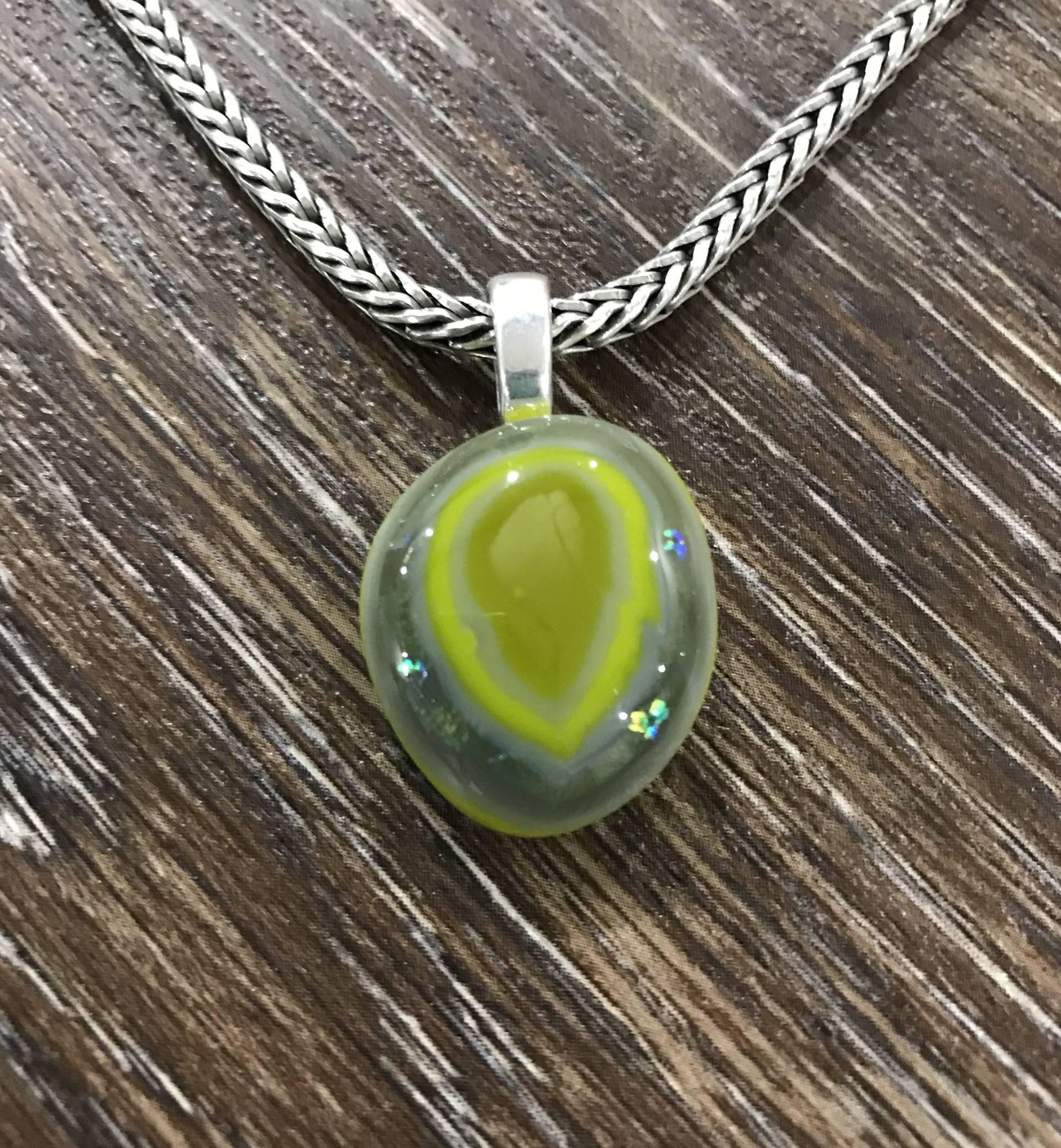 Gelb & Grau Dichroic Glas Anhänger, Zarte Erdige Schmuck, Unisex Schmuck Einzigartige Geschenke Für Männer, Kunst Gelb & Grau Dichroic Glas Anhänger, Zarte Erdige Schmuck, Unisex Schmuck Einzigartige Geschenke Für Männer, Kunst von MidwayMercantileCo