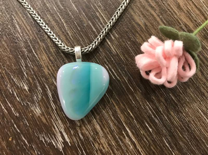 Hellgrün & Rosa Anhänger Aus Geschmolzenem Glas, Mehrfarbiger Anhänger, Illusion Schmuck Zubehör, Dichroic Frühlingsschmuck Hellgrün & Rosa Anhänger Aus Geschmolzenem Glas, Mehrfarbiger Anhänger, Illusion Schmuck Zubehör, Dichroic Frühlingsschmuck von MidwayMercantileCo