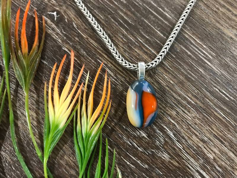 Orange Blau & Pfirsich Glas Anhänger, Dichroic Glas, Boho Kunst Schmuck, Stammes Rustikale Anhänger Orange Blau & Pfirsich Glas Anhänger, Dichroic Glas, Boho Kunst Schmuck, Stammes Rustikale Anhänger von MidwayMercantileCo