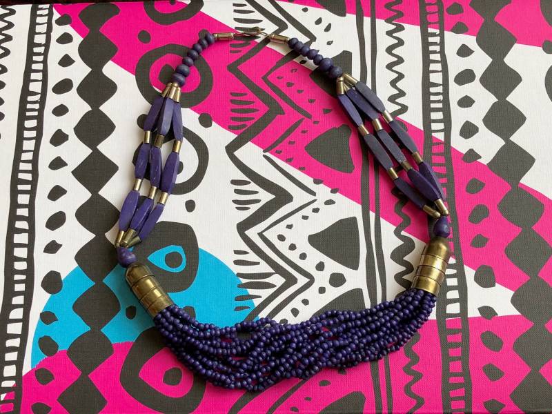 Lila Halskette Vintage Multistrand Perlen Messing Chunky Schmuck Statement Stück Lila Halskette Vintage Multistrand Perlen Messing Chunky Schmuck Statement Stück von MidwestVintageShop