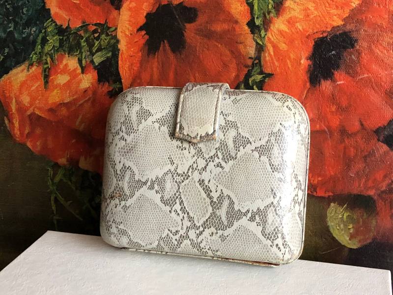 Schlangenhaut Clutch Python Geldbörse Handtasche Vintage Distressed Grau Leder Snap Schlangenhaut Clutch Python Geldbörse Handtasche Vintage Distressed Grau Leder Snap von MidwestVintageShop