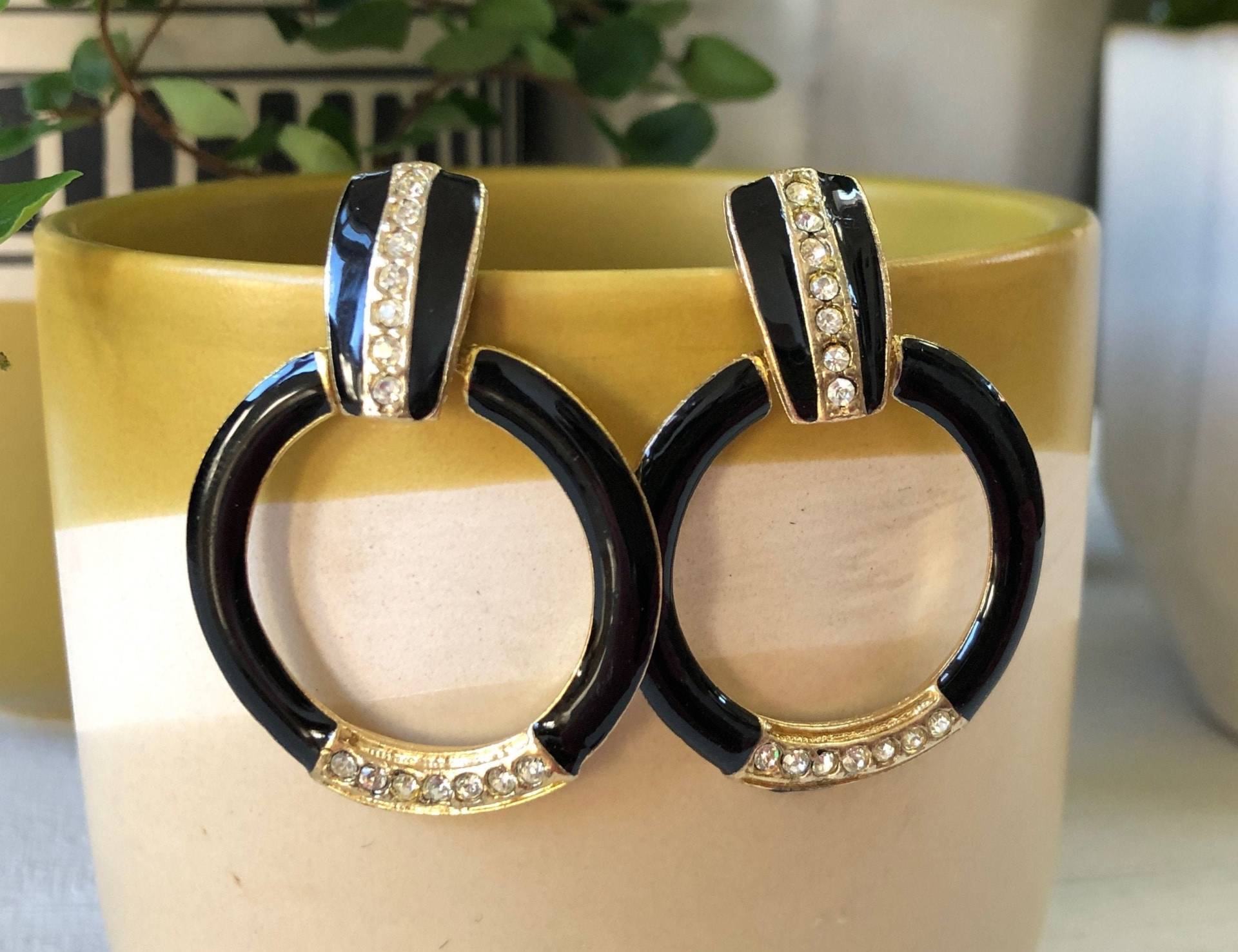Schwarze Ohrringe Emaille Strass Gold Metall Runde Dangly Kreise Vintage Schmuck Ohrstecker von MidwestVintageShop
