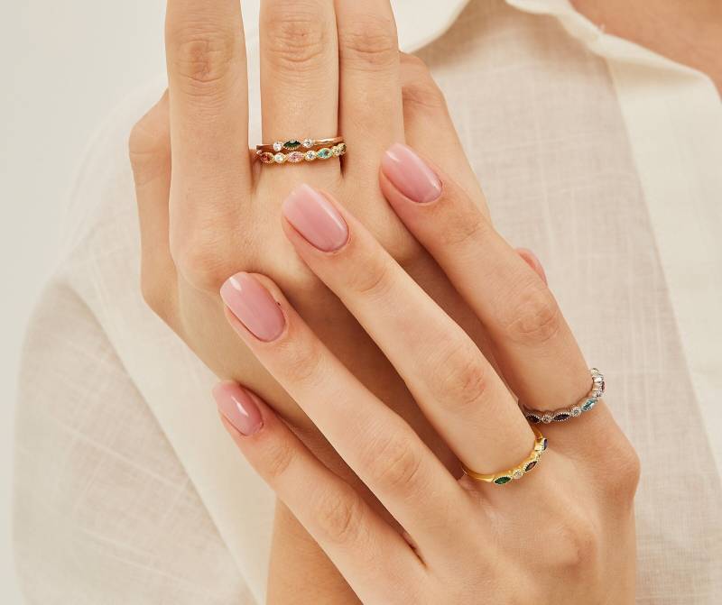 Mütter Ring Stapelbar Verfügbar Mit 2, 3, 4, 5, 6 Stein, Birthstone Ringe Für Frauen, Personalisierte Handgemachte Schmuck/Mom Geschenk Frauen von MielaJewelry