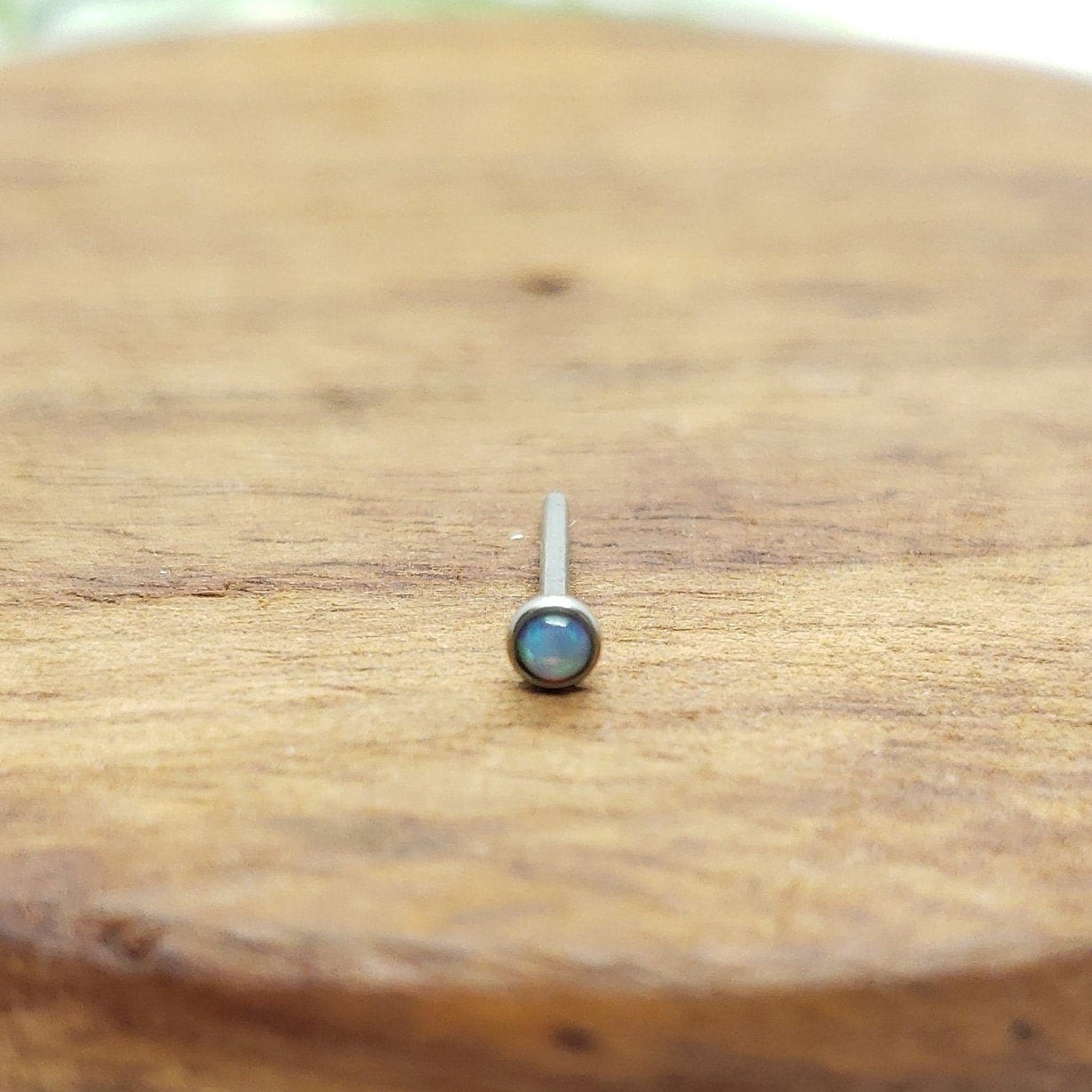 20G8mm2mm Opal Straight Nose Ohrstecker/Chirurgenstahl 20G8mm2mm Opal Straight Nose Ohrstecker/Chirurgenstahl von MignonRosefromBPSoem