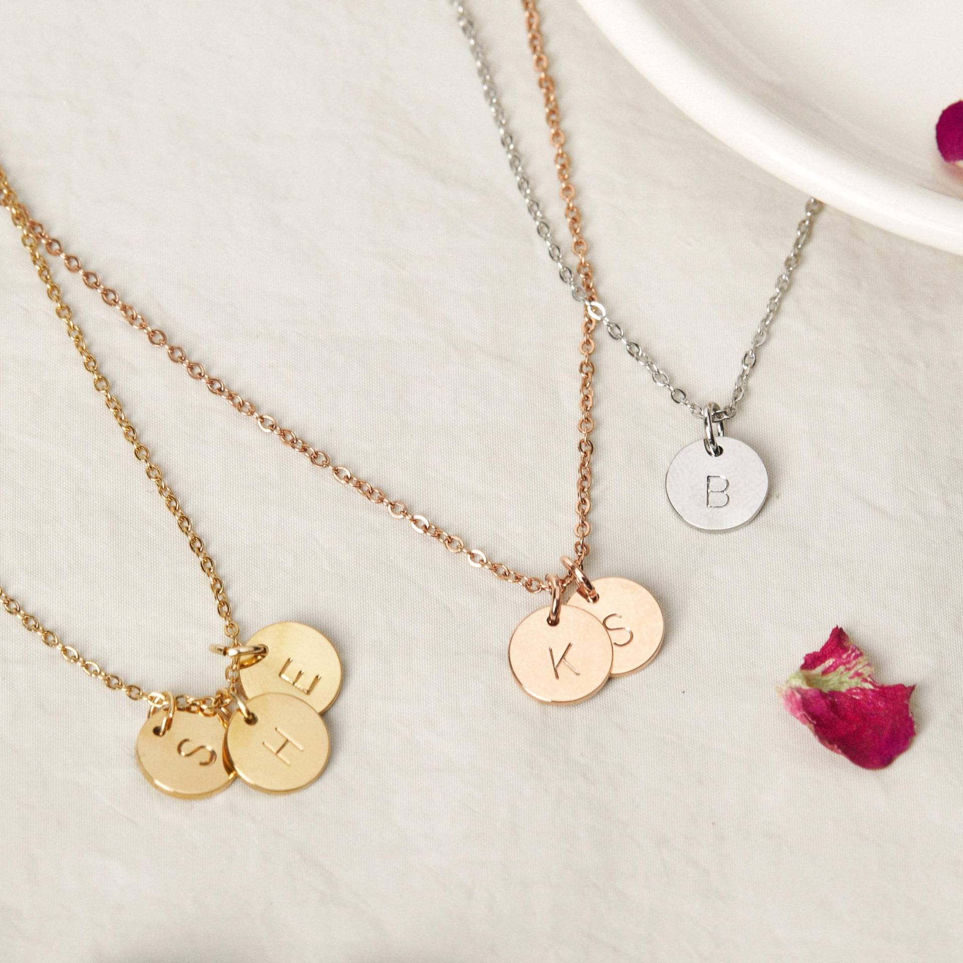 Personalisierte Benutzerdefinierte Geschenke Für Ihre Mutter Geburtstagsgeschenke Mit Ersten Multiple Disc Halskette Brautjungfern Schmuck von MignonandMignon