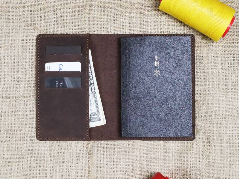 Hobonichi Cover, A6 Leder Journal Notizbuch Kostenlose Monogramm Initialen, Kostenloser Etsy Versand Hobonichi Cover, A6 Leder Journal Notizbuch Kostenlose Monogramm Initialen, Kostenloser Etsy Versand von MihaiLeather