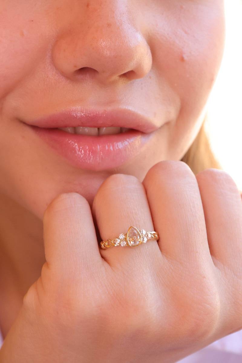 Mihenkler Jewelry 14K Gold Ring Mit Stein Tropfen von MihenklerJewellery