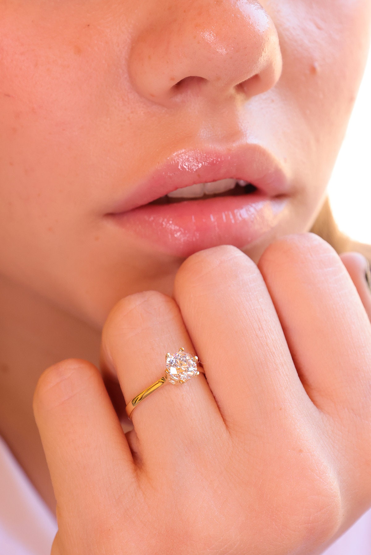 Mihenkler Jewelry 14K Solitär Goldring von MihenklerJewellery