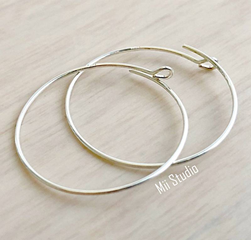 10 Stück 25 Mm Sterling Silber Runde Perlen Ohrring Draht Ohrdraht Ohrhaken E16S 10 Stück 25 Mm Sterling Silber Runde Perlen Ohrring Draht Ohrdraht Ohrhaken E16S von MiiStudio