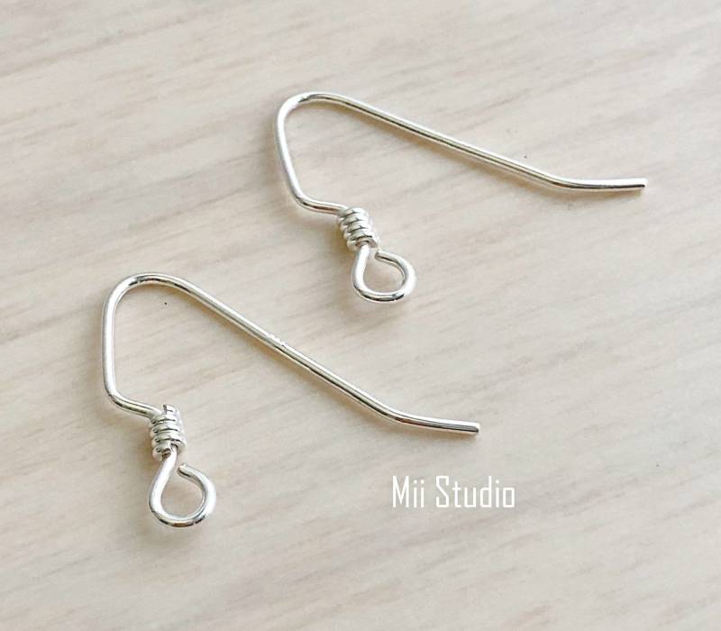 10 Stück Sterling Silber Ohrhaken Mit Spule, E75S 10 Stück Sterling Silber Ohrhaken Mit Spule, E75S von MiiStudio