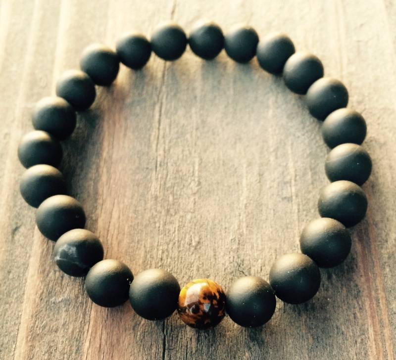 Matte Black Onyx Und Tigerauge 8mm Spirituelle Armband Auf Stretch Cord Benutzerdefinierte Größen Erhältlich Matte Black Onyx Und Tigerauge 8mm Spirituelle Armband Auf Stretch Cord Benutzerdefinierte Größen Erhältlich von MijoMadreDesign