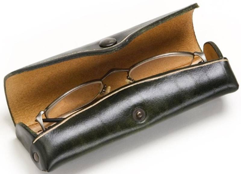 Mika Gürteltasche Brillenetui klein Sattelleder 15x6x3cm grün von Mika