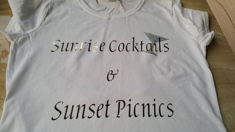 Sunset Picnics & Sunrise Cocktails | Aufbügeln Sunset Picnics & Sunrise Cocktails | Aufbügeln von MikaellaNicole