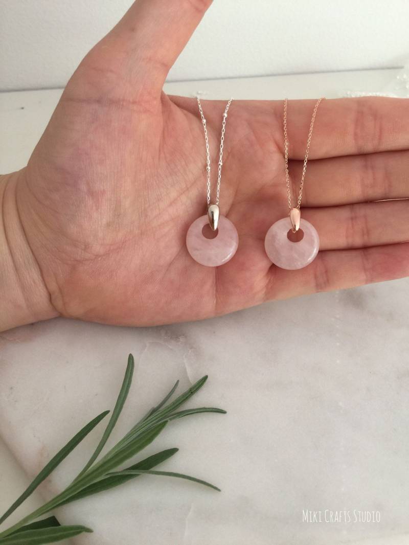 Rosenquarz Ring Halskette | Schmuck Kette Roségoldene Rosenquarz Ring Halskette | Schmuck Kette Roségoldene von MikiCraftsStudio