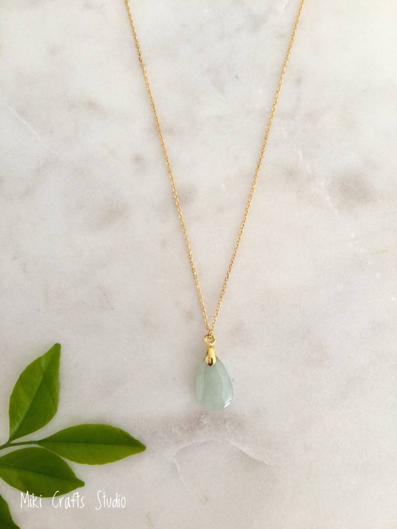 Teardrop L Jade Halskette | Jadeschmuck Gold Gefüllte Winzige von MikiCraftsStudio