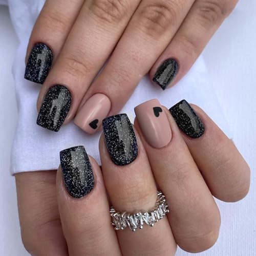 24 Stück glänzende schwarze Glitzernägel mit selbstklebender Nagellasche – kurze, quadratische Kunstnagelverlängerungen für Frauen – wiederverwendbar, umweltfreundlich, ABS-Acryl, DIY-Maniküre-Set 24 Stück glänzende schwarze Glitzernägel mit selbstklebender Nagellasche – kurze, quadratische Kunstnagelverlängerungen für Frauen – wiederverwendbar, umweltfreundlich, ABS-Acryl, DIY-Maniküre-Set von Mikloven