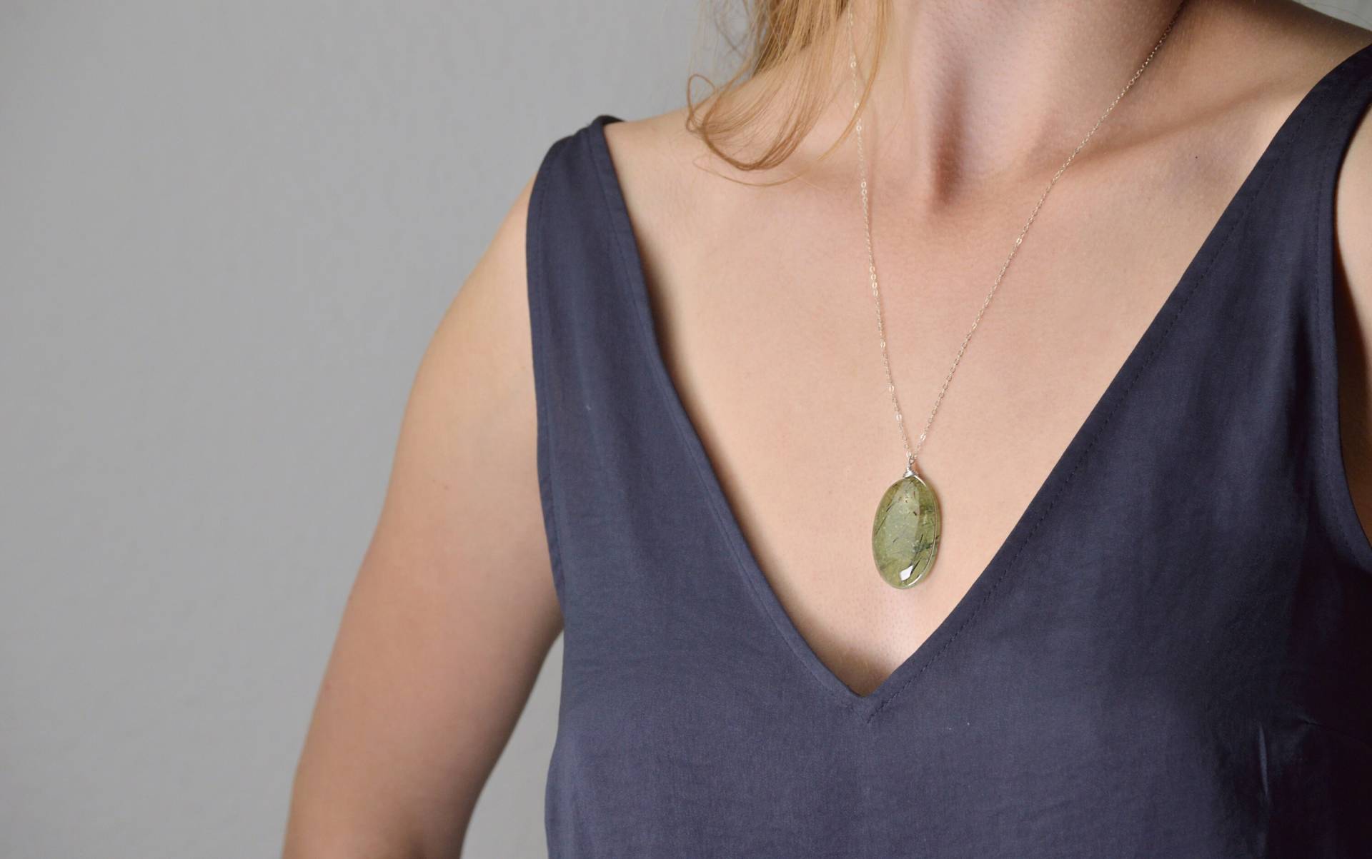 Kristallhalskette Mit Sterling Silber Kette, Prehnit Stein Halskette, Grüne Statement Einzigartige Edelstein Geschenke von Mikrame