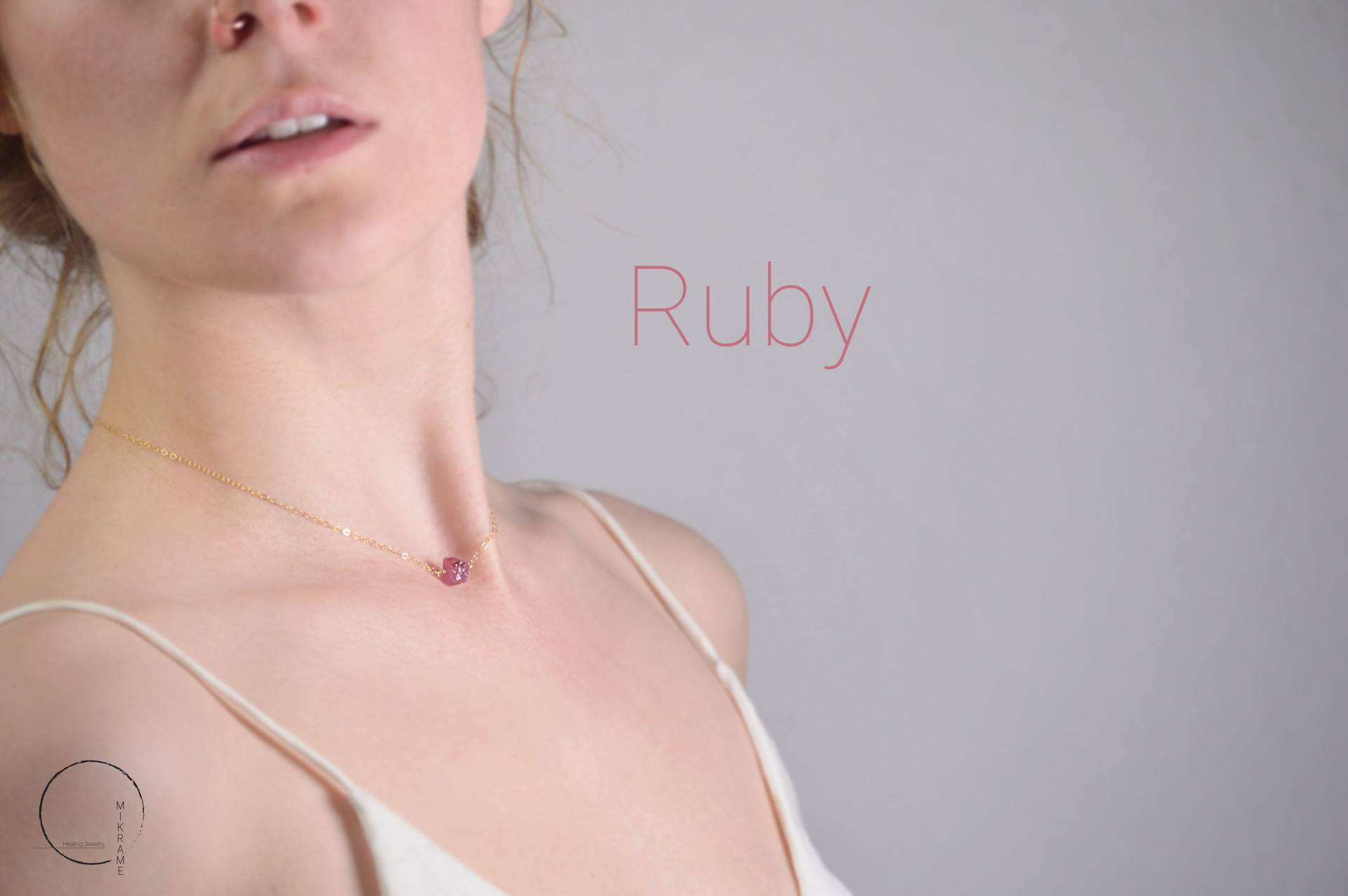 Rohe Ruby Halskette, Juli Birthstone, Edelsteinschmuck, Gold Dainty Jewelry, 14K Gefüllte Schmuck von Mikrame