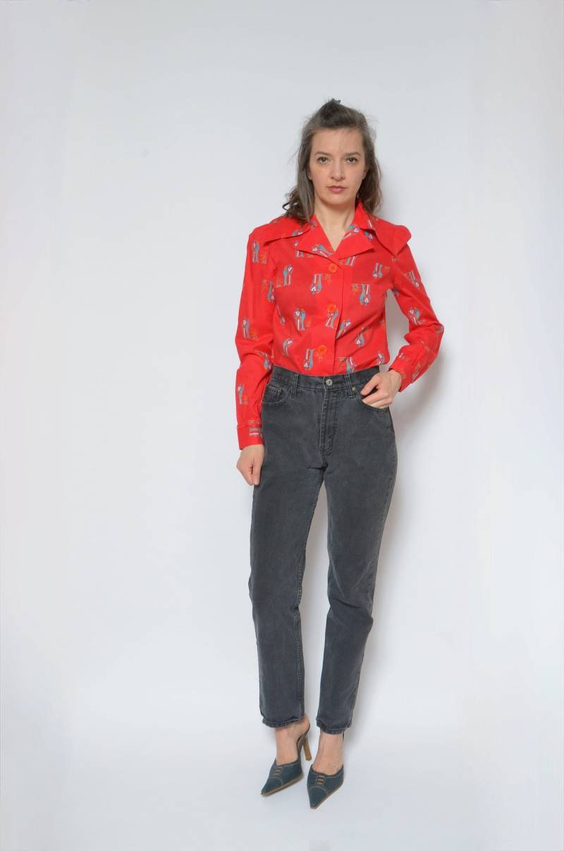 Bedruckte Knopfbluse/Vintage 70Er Jahre Pointy Collar Langarmshirt - Größe Klein von MikseStudio