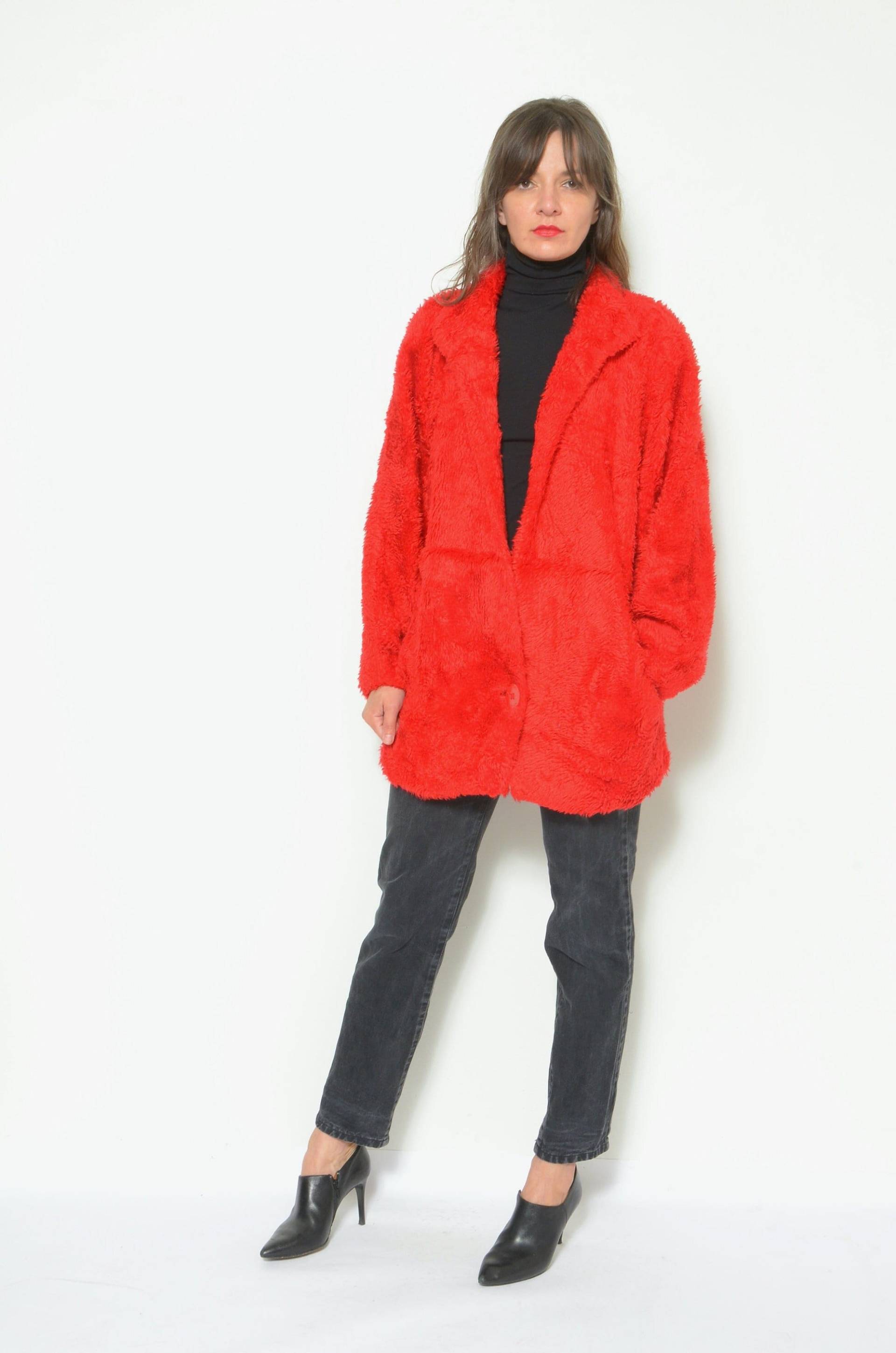 Vintage 80Er Jahre Kunstpelz Mantel Knallrote Oversized Jacke | Größe L von MikseStudio