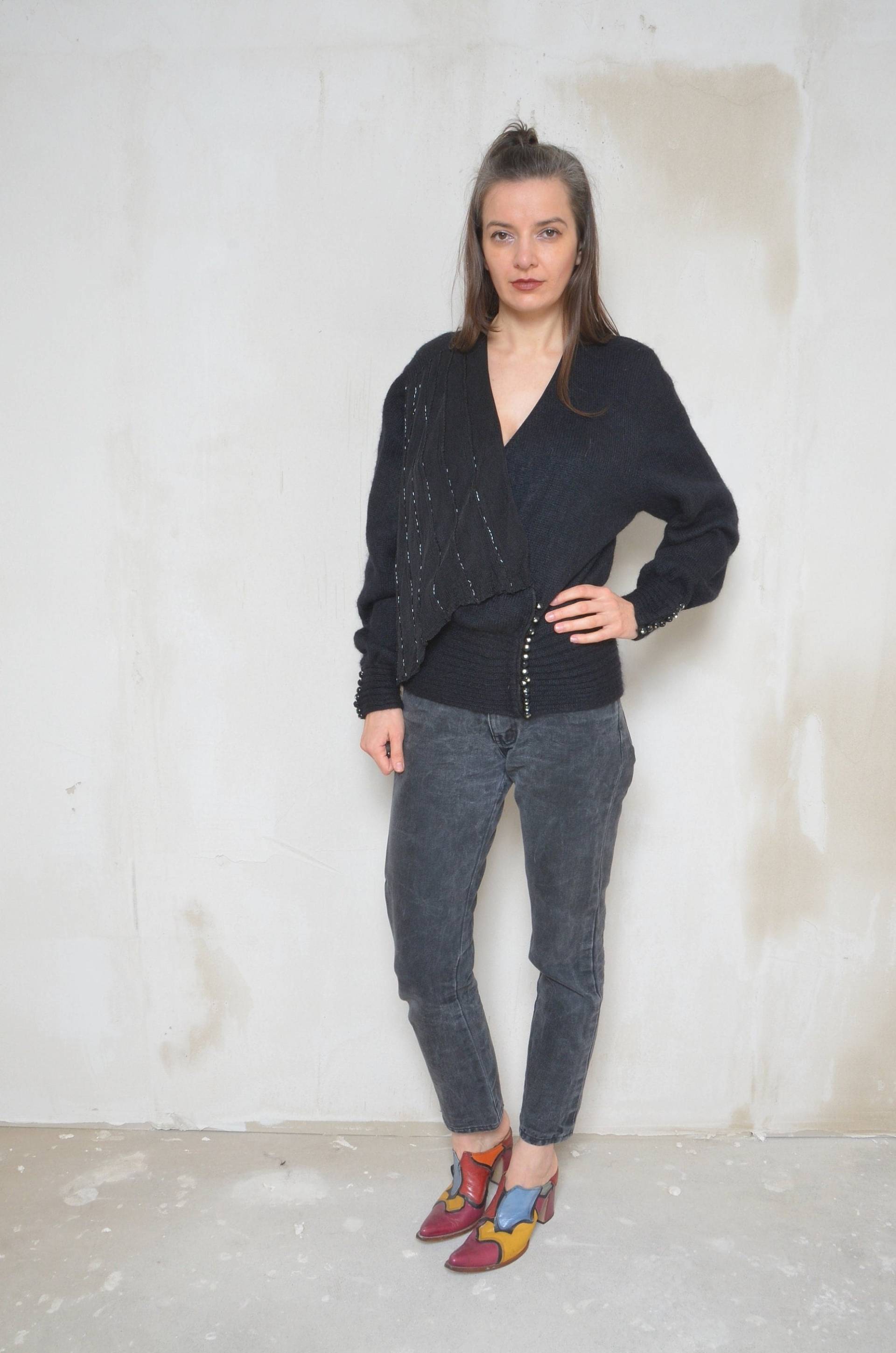 Vintage 80Er Jahre Verschönerter Wollpullover Gem-Knopf Ausgestatteter Taille, Größe S von MikseStudio