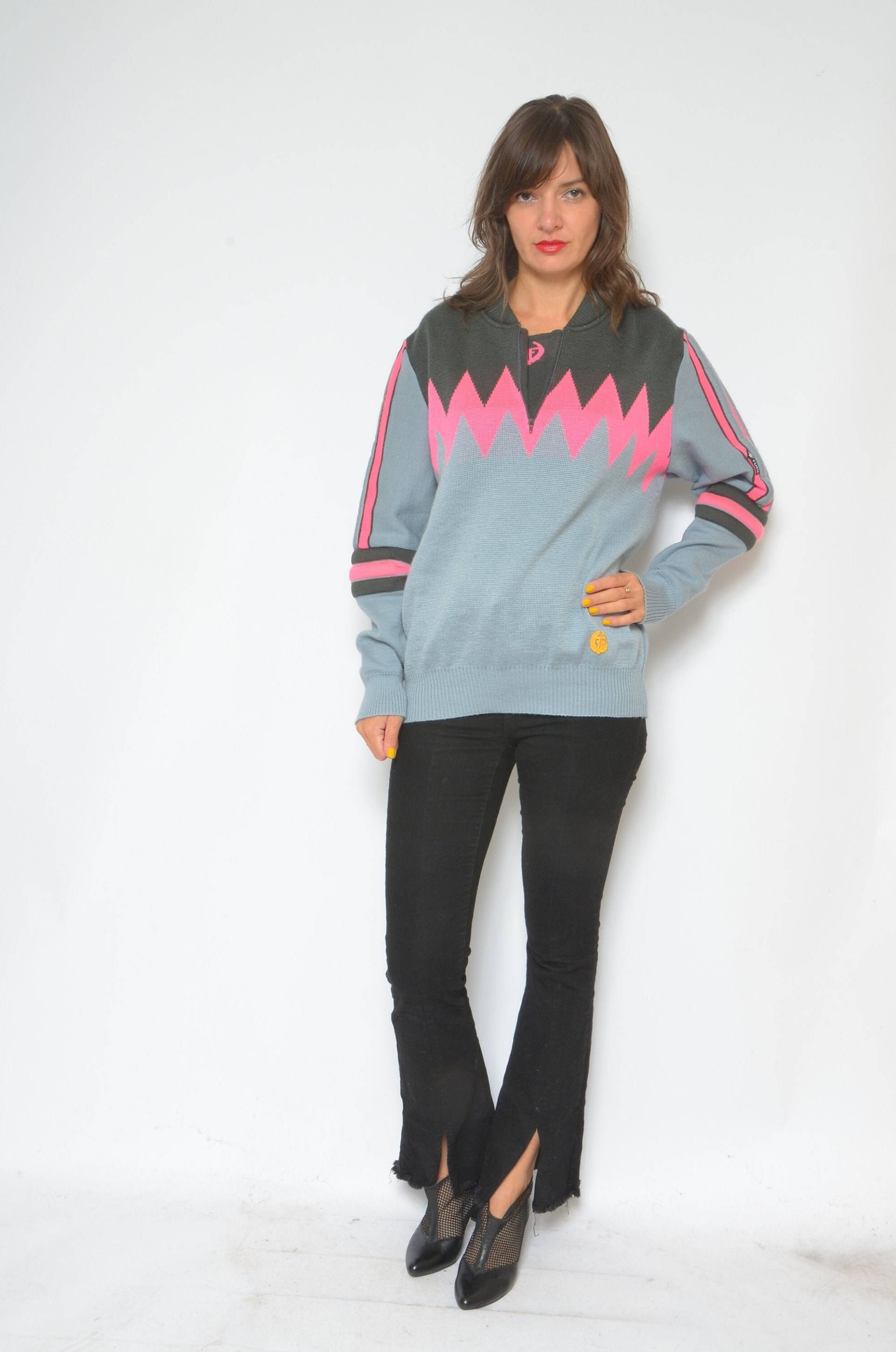 Vintage 80Er Jahre Wollpullover Bunter Zick-Zack-Pullover, Größe L von MikseStudio