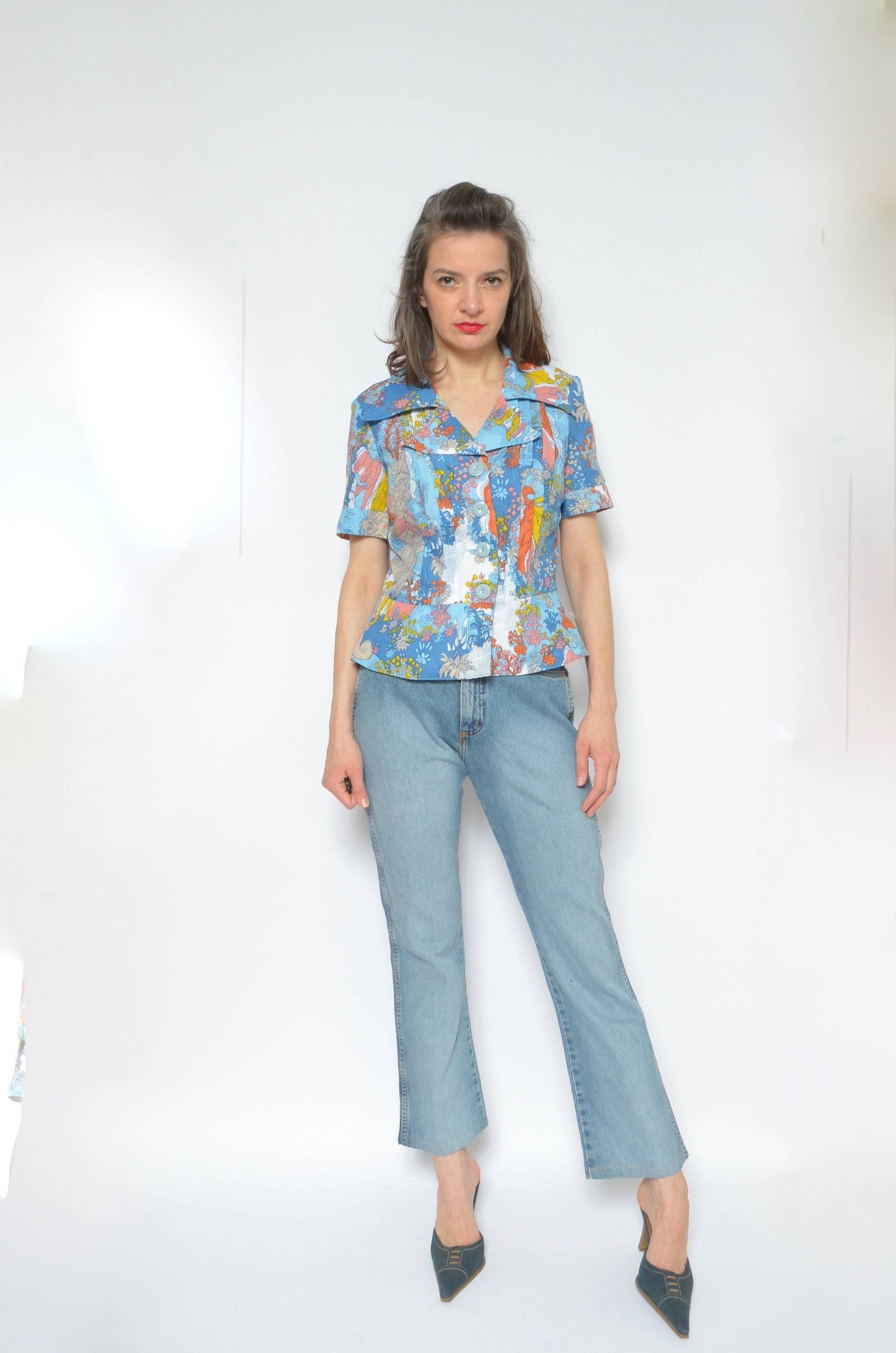 Vintage 80S Betty Barclay Bluse Bunt Bedrucktes Top, Taillierte Taille - Size Small von MikseStudio