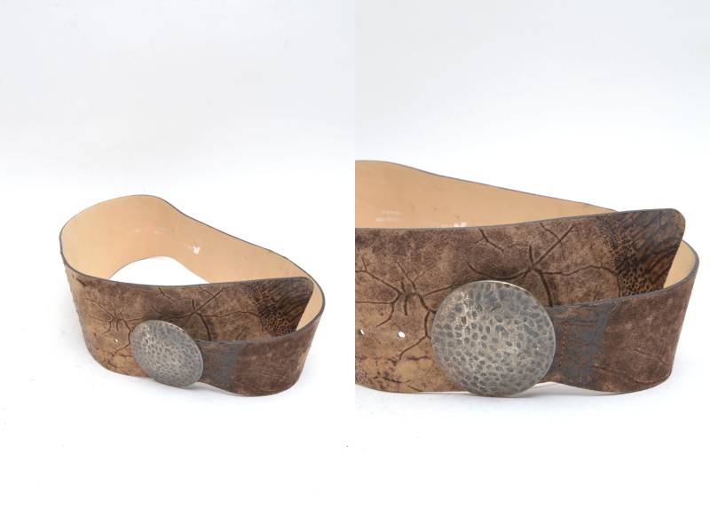 Vintage 90Er Breiter Brauner Reptil Print Gürtel Aus Echtleder Mit Metallkreisschnalle von MikseStudio