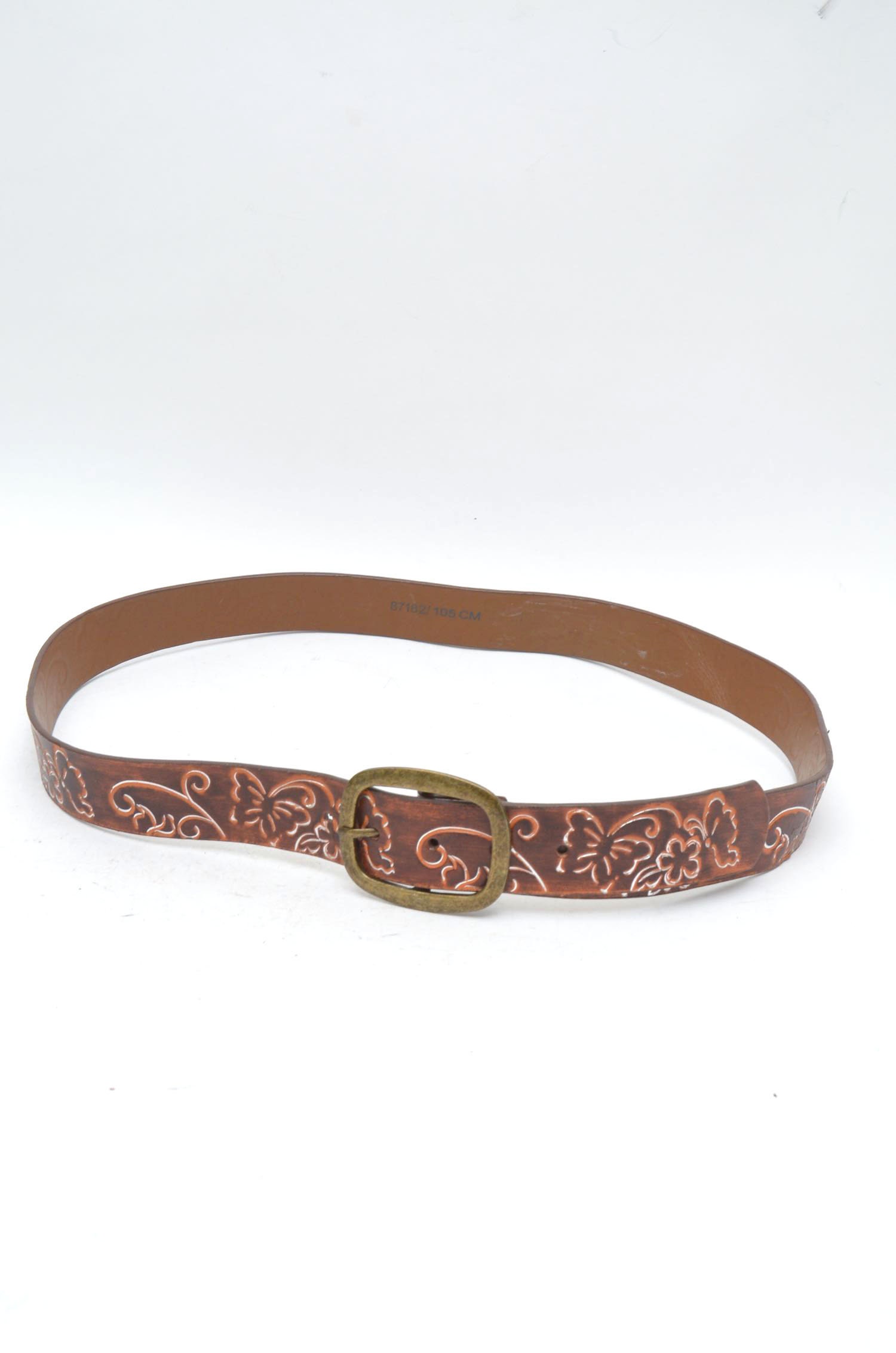 Vintage 90Er Jahre Brauner Gürtel Mit Ovaler Messing Schnalle Und Geprägtem Blumen Schmetterling Design von MikseStudio