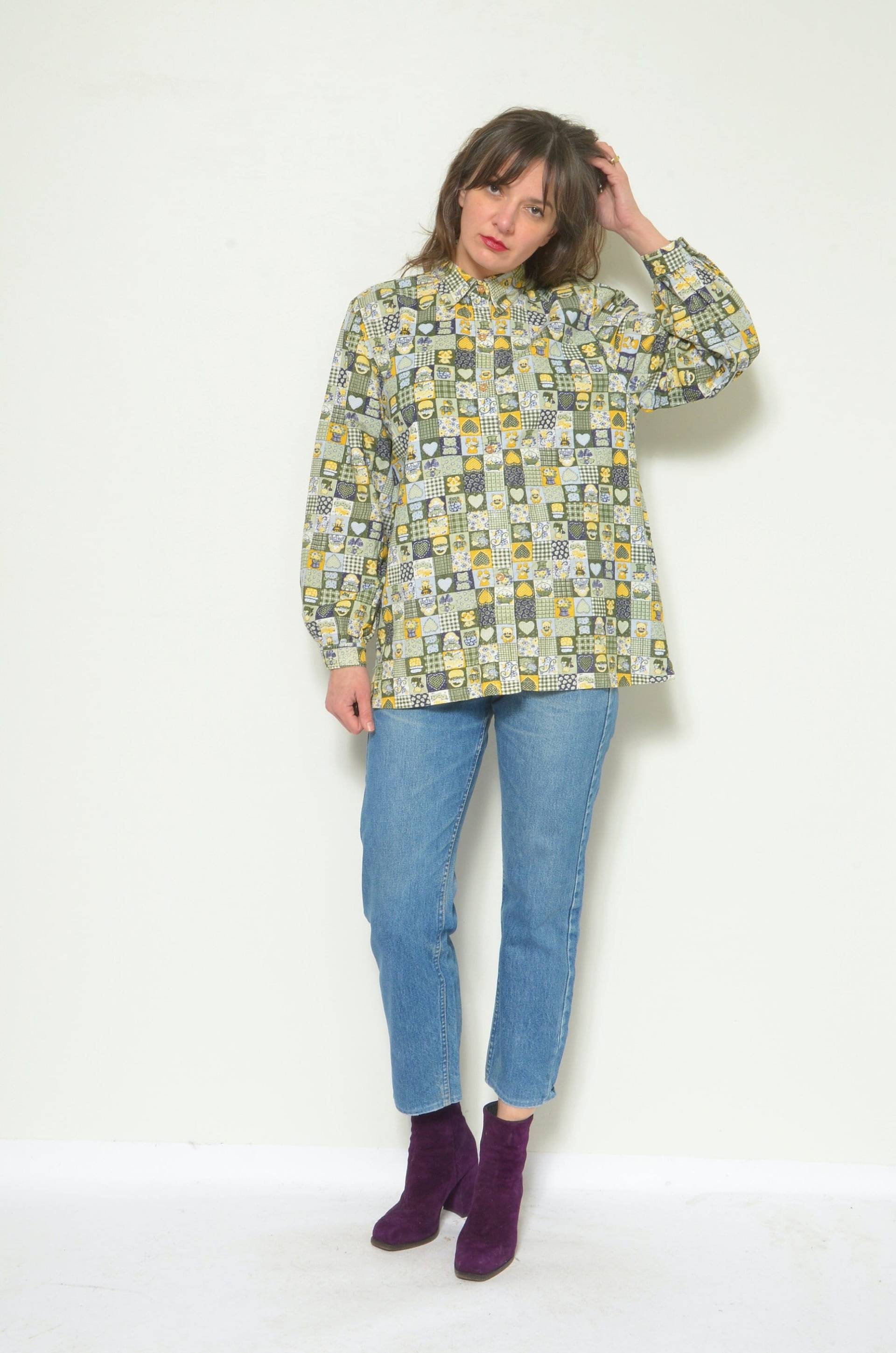 Vintage 90Er Jahre Cord Shirt Mit Herz Teddybär Print, Größe M von MikseStudio