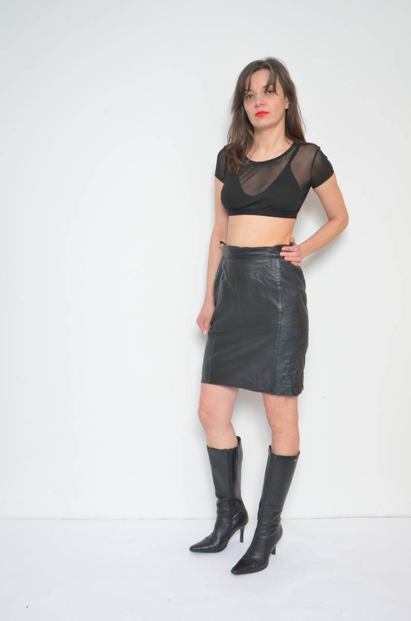 Vintage 90Er Jahre Echtleder Mini Rock - Hohe Taille, Größe Medium von MikseStudio