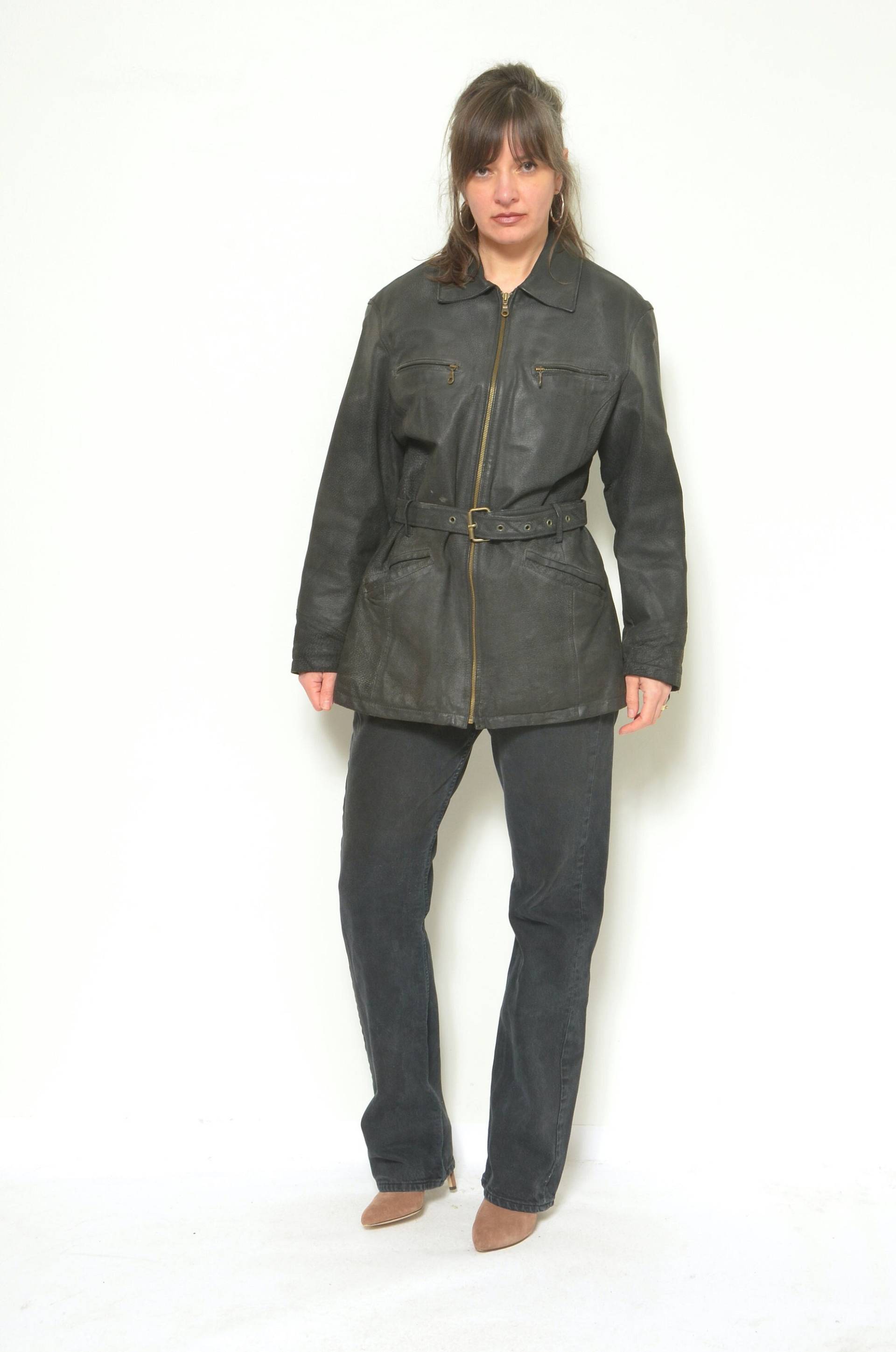 Vintage 90Er Jahre Moto-Lederjacke Biker-Jacke Mit Gürtel, Größe Medium von MikseStudio