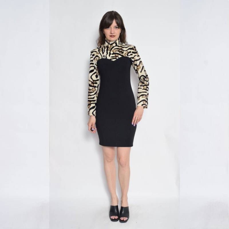 Vintage 90Er Jahre Mini Kleid Schwarzer Rollkragen Mit Tiger-Print Ärmeln von MikseStudio