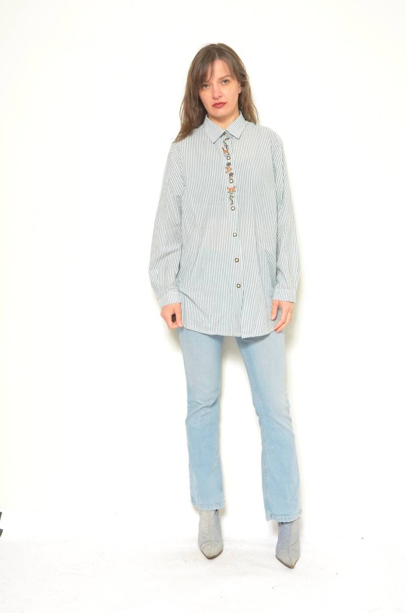 Vintage 90S Baumwollhemd Mit Bestickten Streifen Oversized Folk Top L/xl von MikseStudio