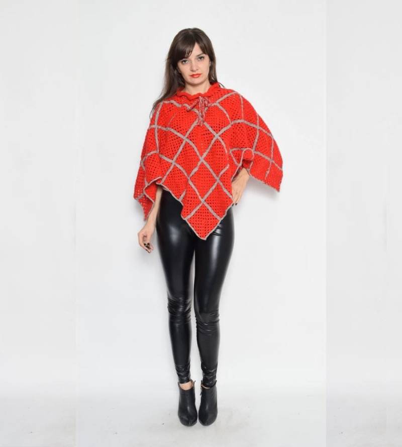Vintage Oma Quadrat Strick Umhang Poncho Häkeln von MikseStudio