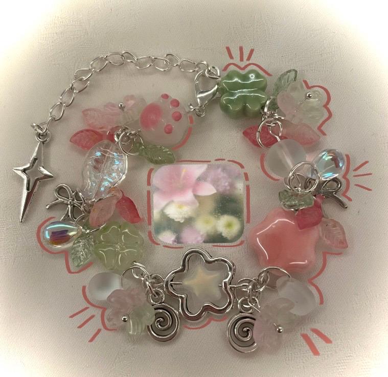 Süßes Blumen Armband Süßes Blumen Armband von Mikyou