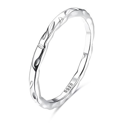 Milacolato 925 Sterling Silber Ring Für Damen Mädchen Gehämmerte Bandringe Aus 18 Karat Weißgold Vergoldetem Sterlingsilber 1,5mm Dünner Verlobungsversprechen-Fingerring Größe 62 von Milacolato